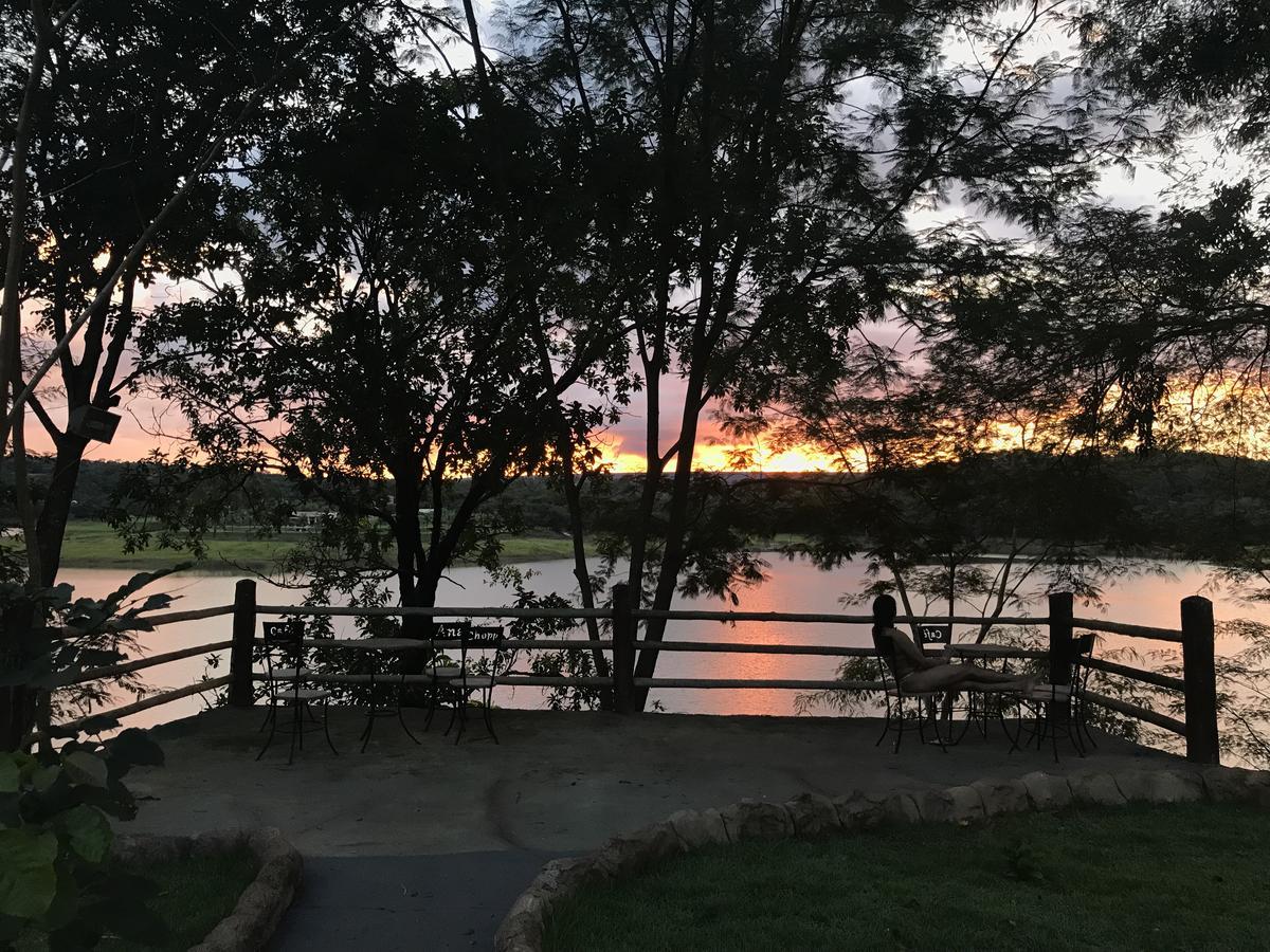 Apartmán Pontal Do Lago Flat Caldas Novas Exteriér fotografie